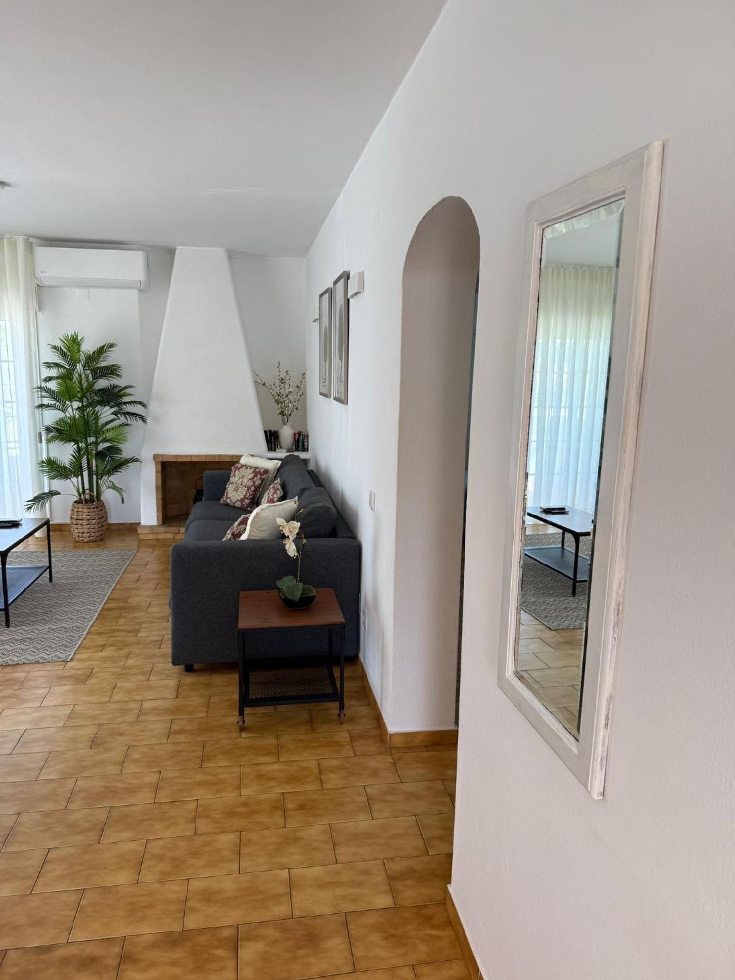 Cozy Oura Apartamento